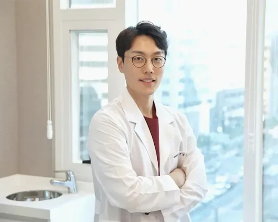 Medicube Clinic Gangnam - 1:1 Doctor Consultation & Premium Skincare