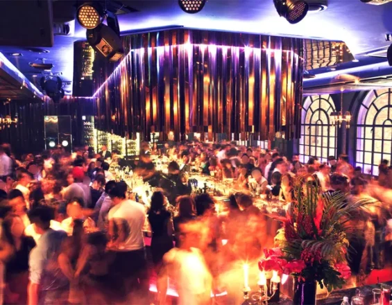 Popular Lounge Bar in ItaewonㅣGlam Lounge - Thumbnail