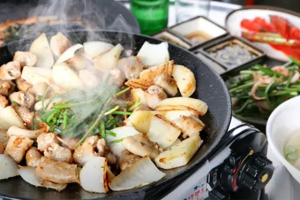 Tasty Gopchang Restaurant in GangnamㅣGop Mapo Branch