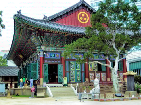 Jogyesa_Temple_(1509839597).jpg