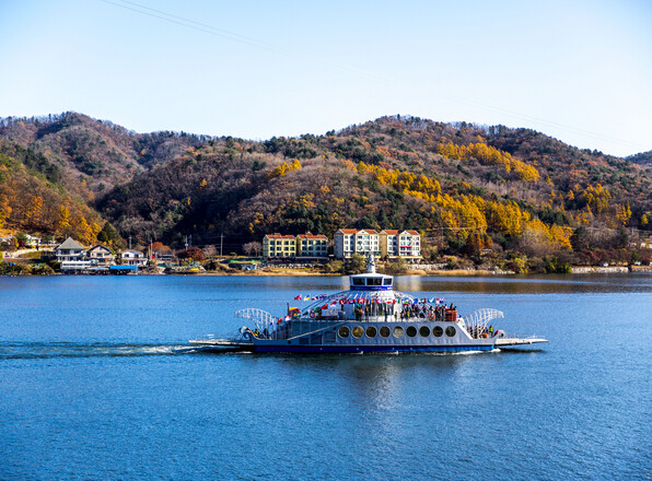 Korea Grand Tour + Jeju – 13 Days