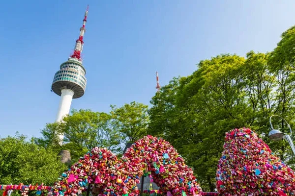 N Seoul Tower – Panoramic Views & Seoul’s Iconic Love Locks