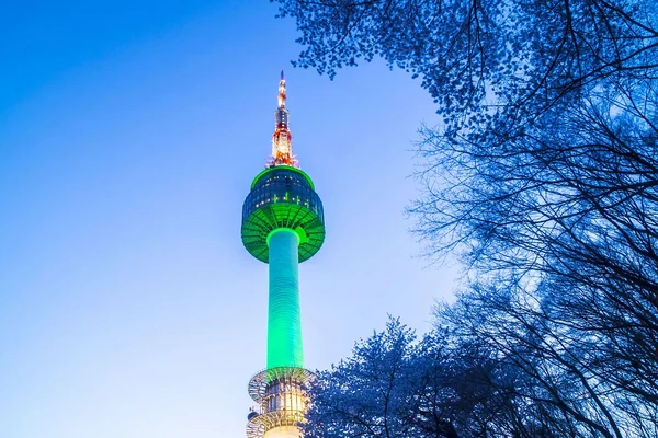 Essential 1-Day Tour for First-Time Visitors to Seoul (Gyeongbokgung, Myeongdong, N Seoul Tower & Hanbok Soap Making)