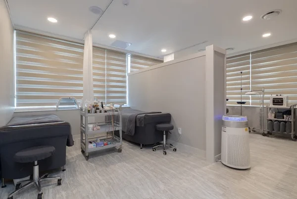 서울아트라인의원/리프팅·스킨부스터