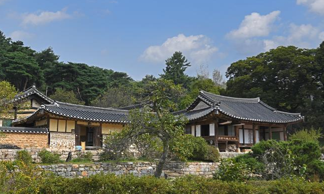 Central Region 2-Day Tour (Gongju · Jeonju · Gunsan) – Seoul Departure