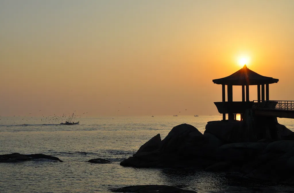 Korea Influencer 5D4N Tour – Seoul Folk Village & Everland · Gangwon: Nami Island & Mt. Seorak (No Shopping / No Option / No Tip)