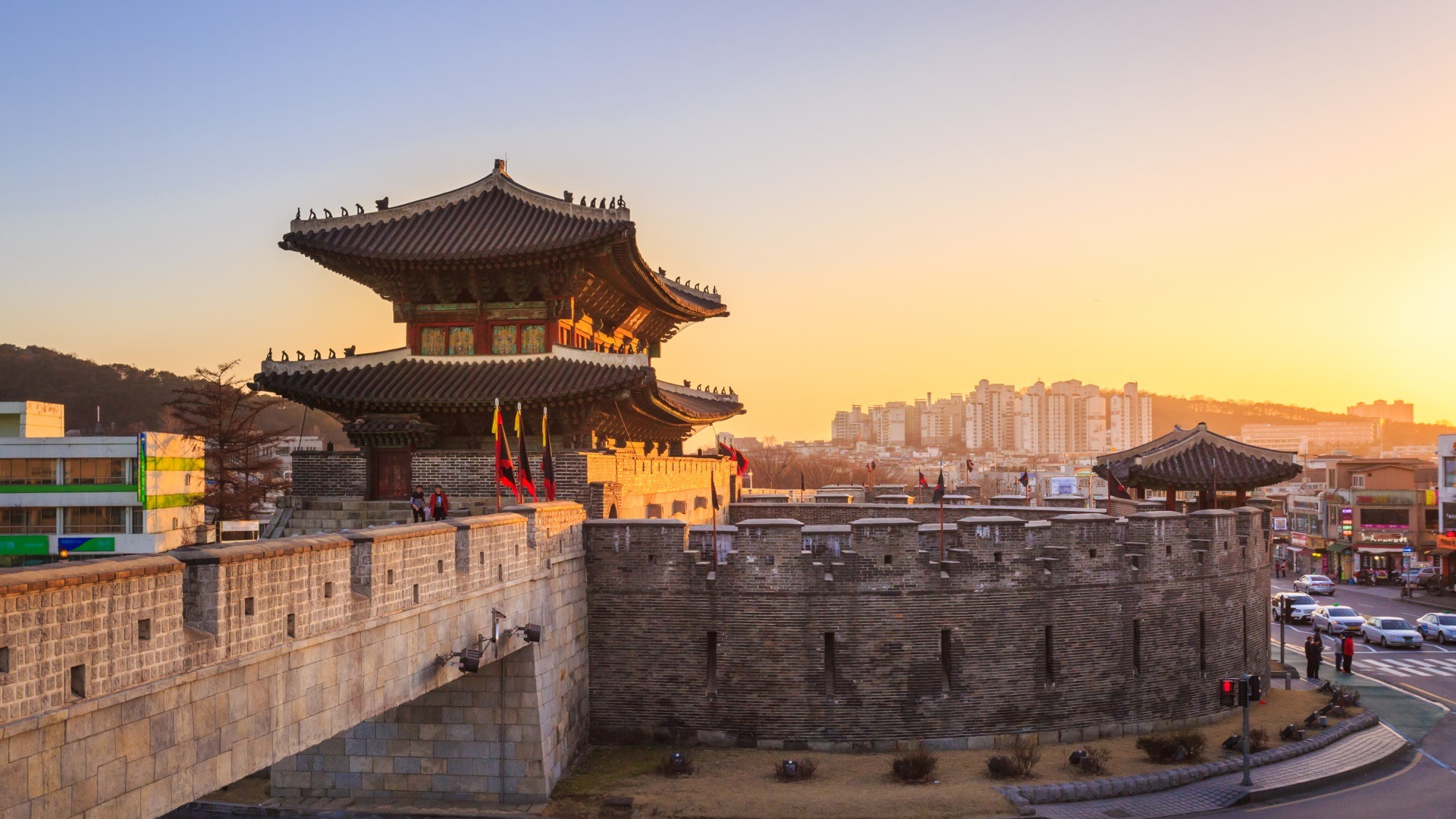 Gyeonggi-do 1-Day Tour for Foreigners - Suwon Hwaseong Fortress + Korean Folk Village Tour