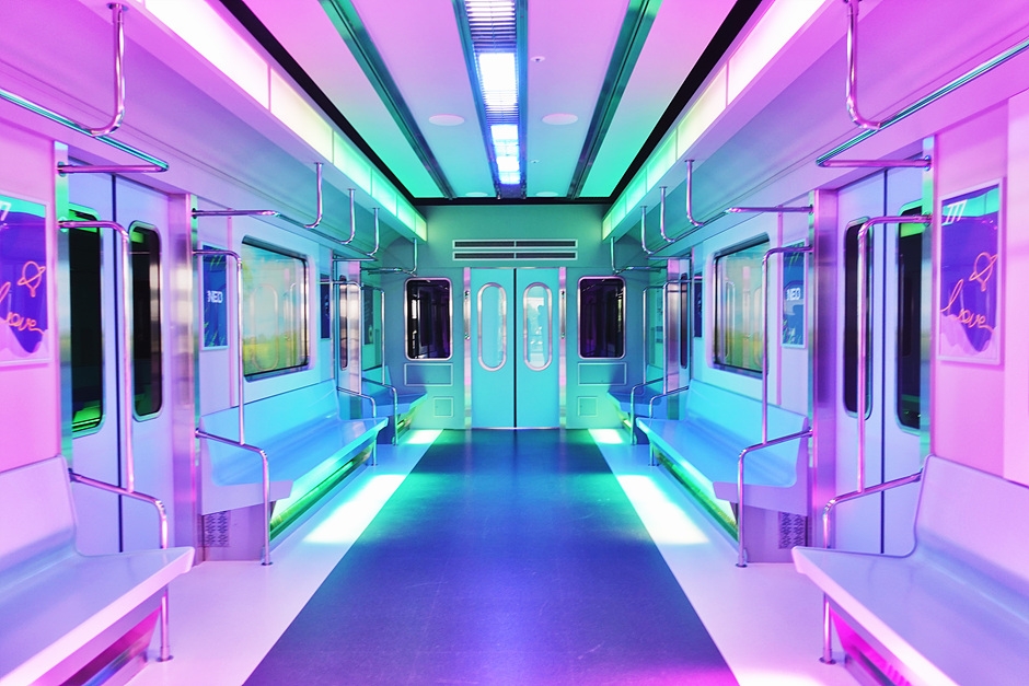 Foreigner Travel K-Pop Culture Experience 1 Day (Hongdae Street, K-Pop Dance Experience, Myeongdong Hiker Ground, Nanta Performance)