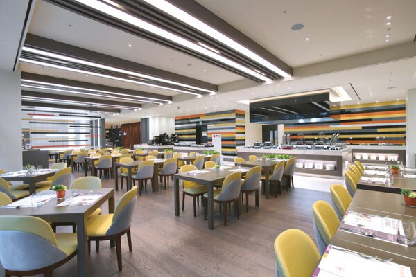 Deluxe Double with Breakfast for 2